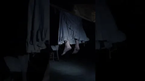 Somethings in the basement... - Obecność
