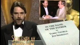 Steven Zaillian winning Adapted Screenplay for "Schindler's List" - Lista Schindlera